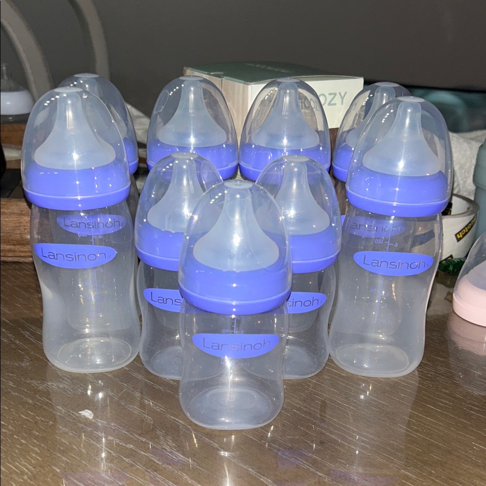 Lansinoh Clear and Blue Baby Bottles - Pack of 9